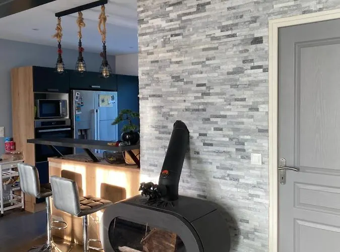 Holiday home Au Calme A 20 Minutes A Pied Du Circuit Avec Garage Prive Le Mans